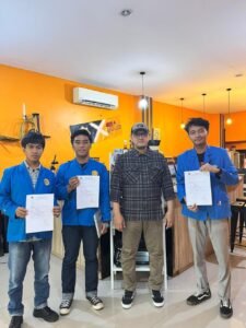 Mahasiswa Universitas Pamulang Sukses Bangun Sistem Inventaris FIFO di CV Mino Food Indonesia
